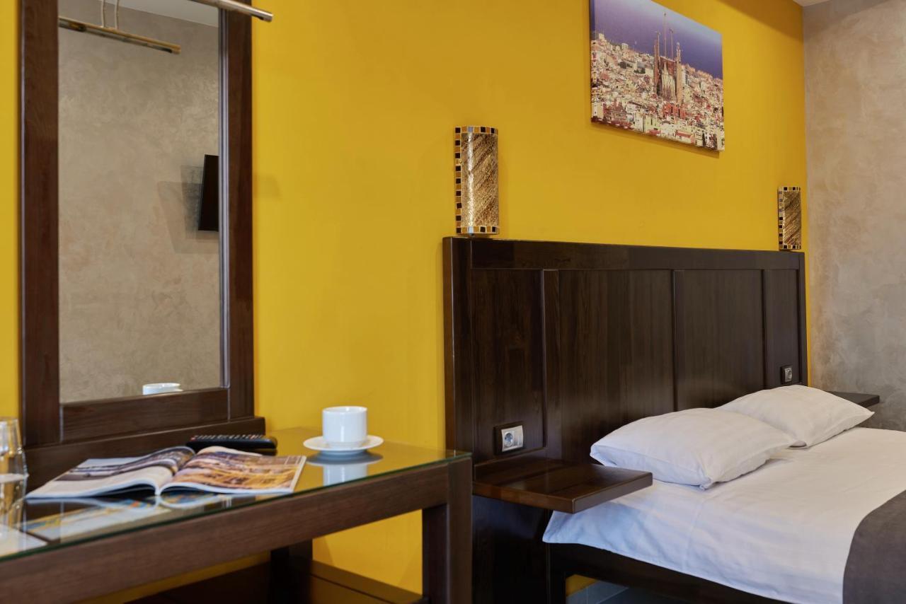 Gaudi Stylish Hotel Odessa Dış mekan fotoğraf