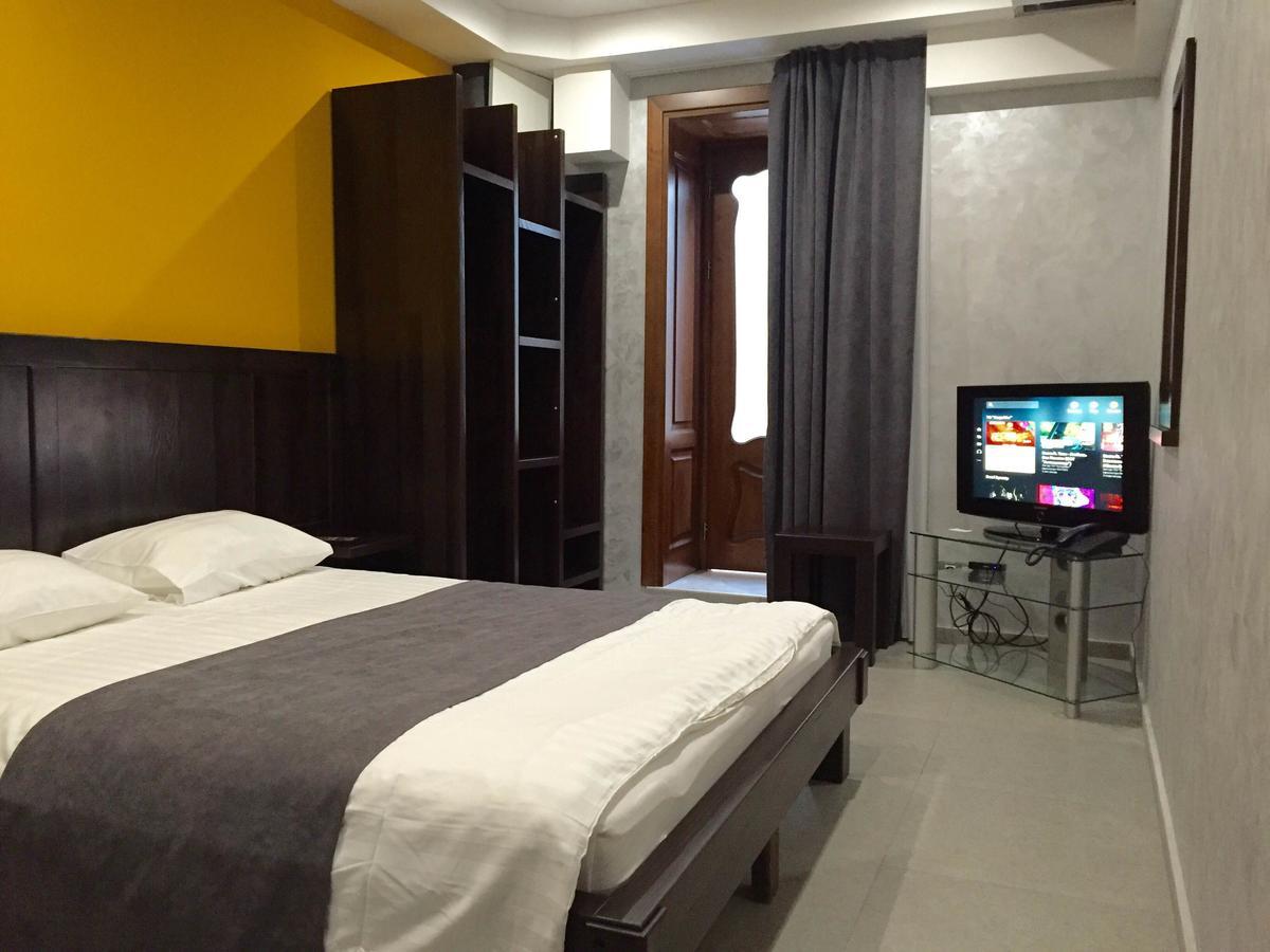 Gaudi Stylish Hotel Odessa Dış mekan fotoğraf